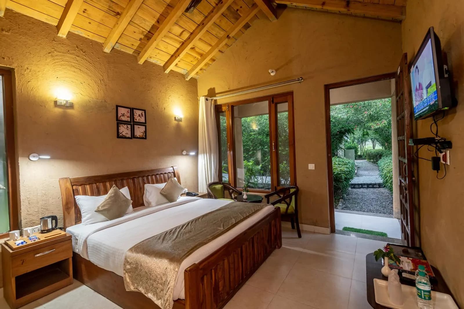 Mud Cottage - View 2
