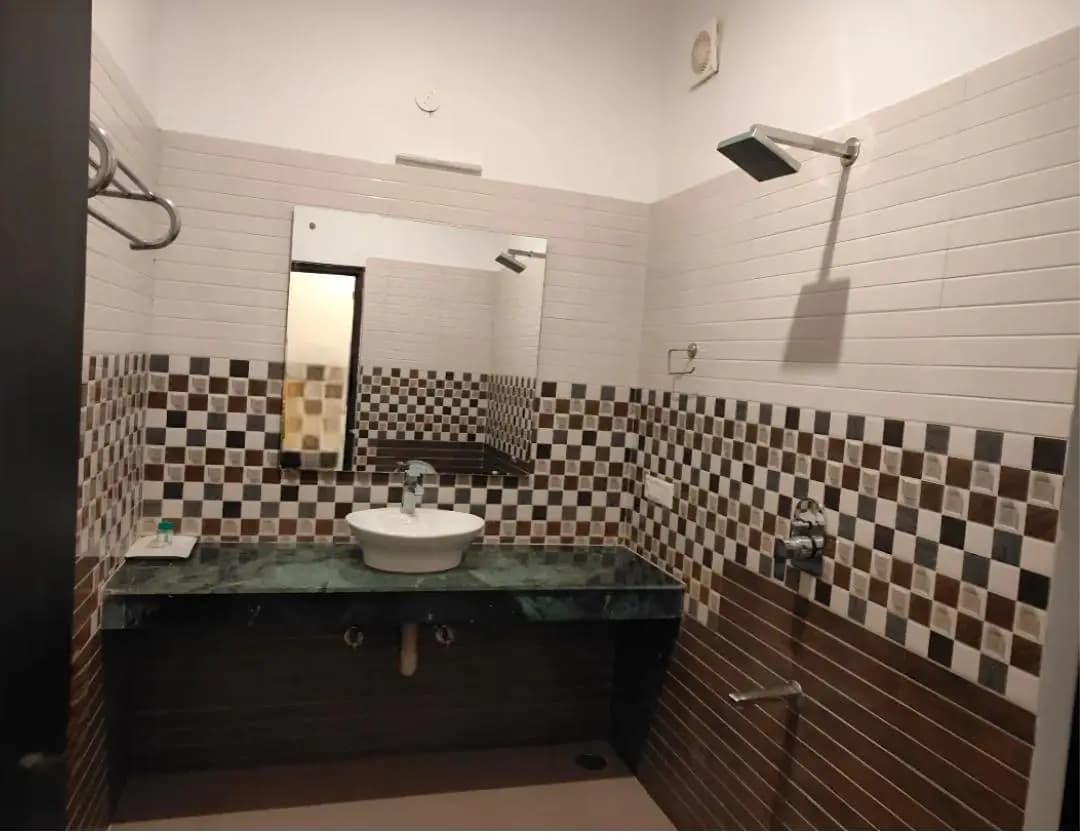 Deluxe Room - View 2