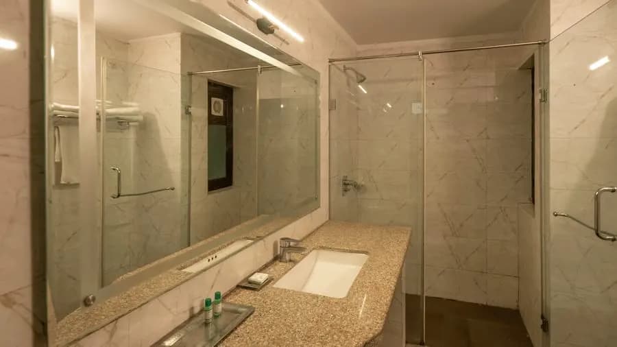 Leopard Duplex - View 6