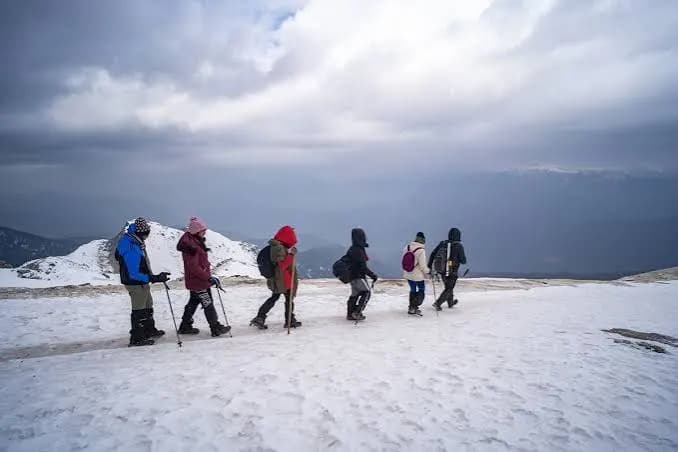 Winter Snow Activities - Places to Visit in Auli - Gola Holidays - Slide 3