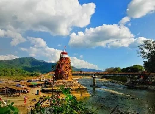 Garjiya Devi Temple - Places to Visit in Jim Corbett National Park - Gola Holidays - Slide 2