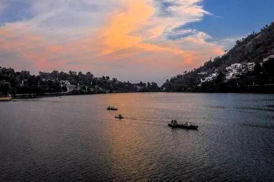 Sunset Point - Places to Visit in Kausani - Gola Holidays - Slide 3