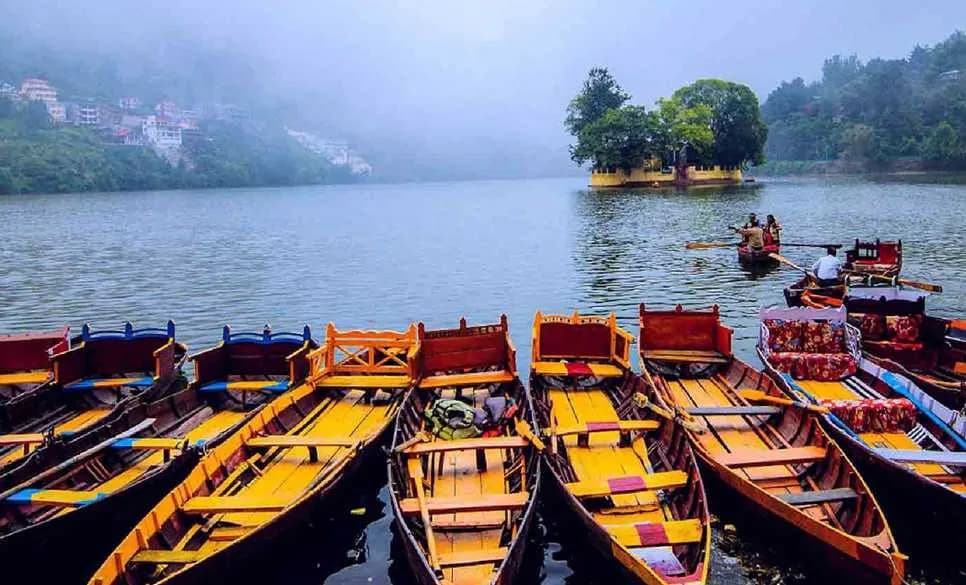 Bhimtal Lake - Places to Visit in Nainital - Gola Holidays - Slide 2