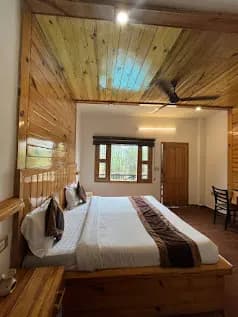 Rock Cottage - View 3