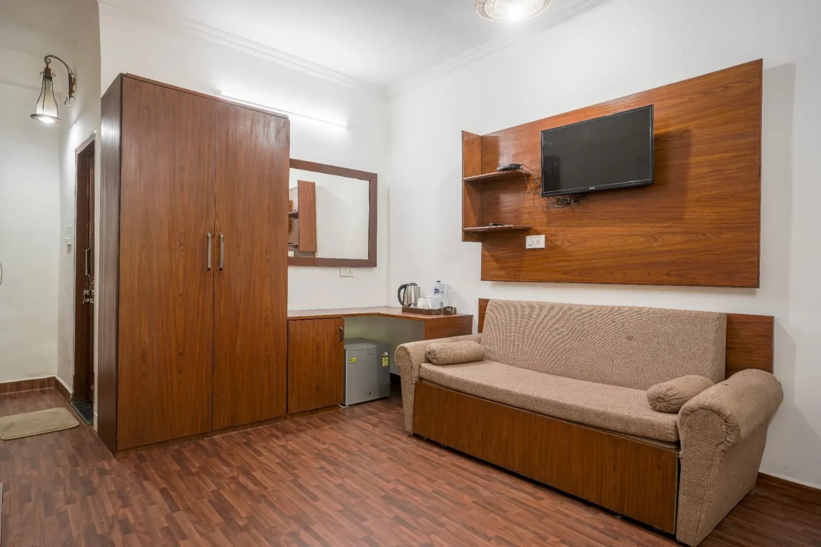 Super Deluxe Room - View 4