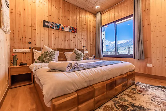 Cottage With  View & Balcony - View 1