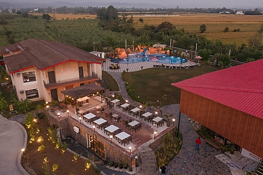 Anantum Gateway Resorts & Spa - Photo 5