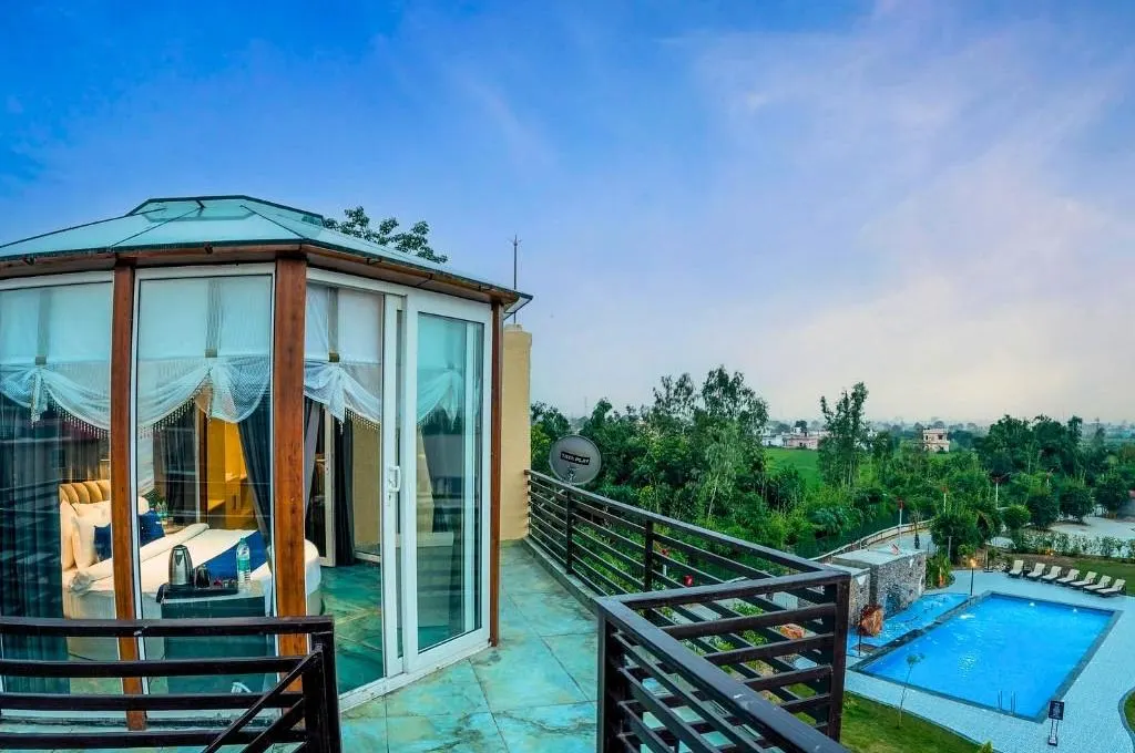 Sky Blue Glass Suite - View 2