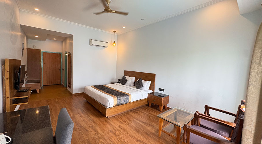 Deluxe Room - View 2