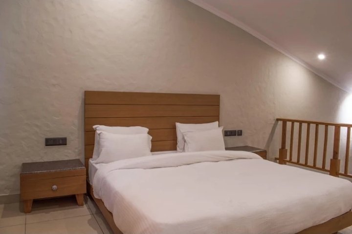 Duplex Room - View 10