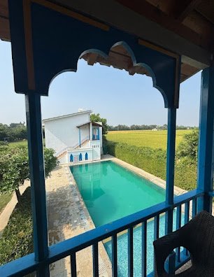 Royal Suite with Jacuzzi - View 3