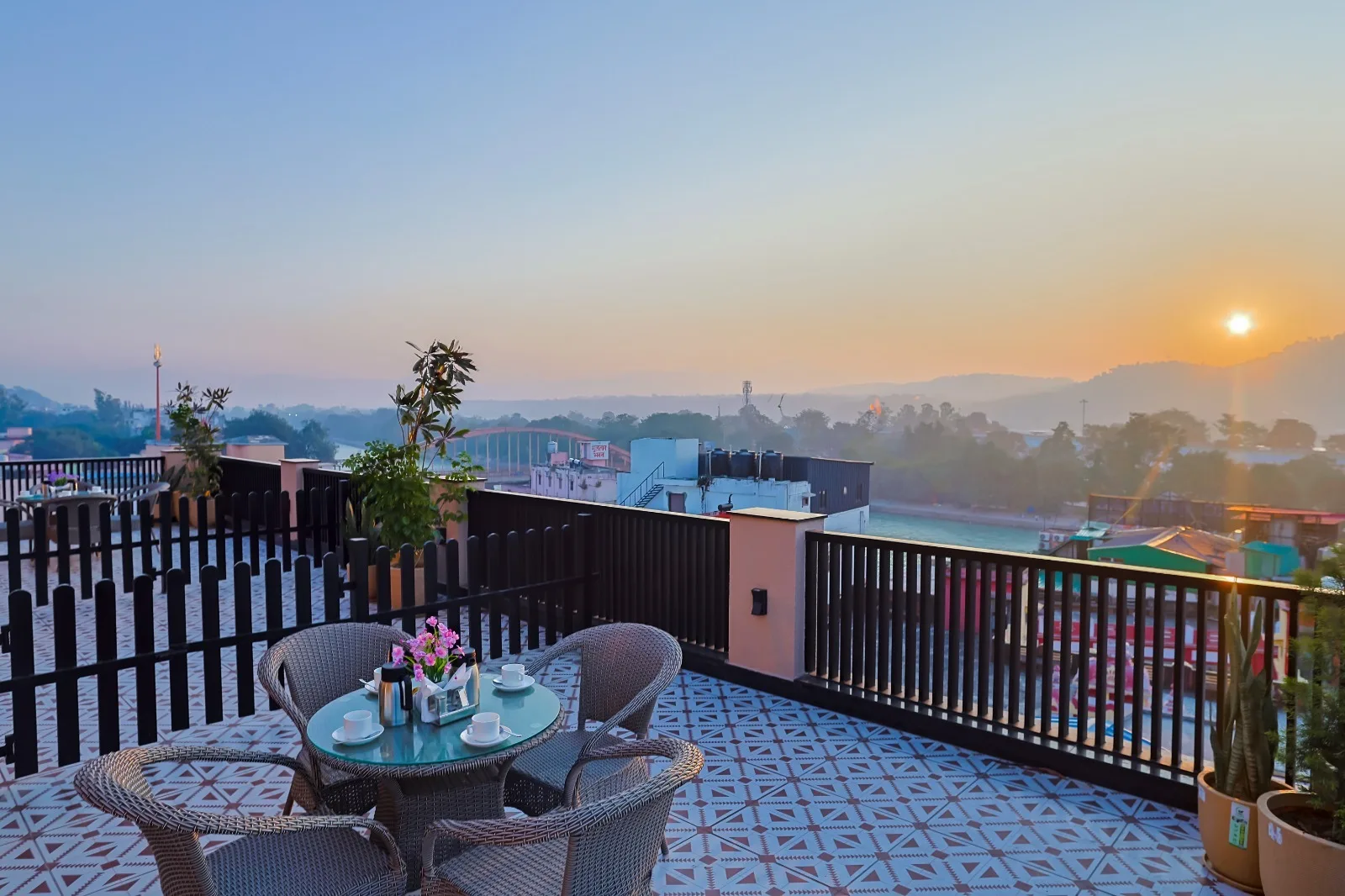Luxury Suite with Ganga View - View 8