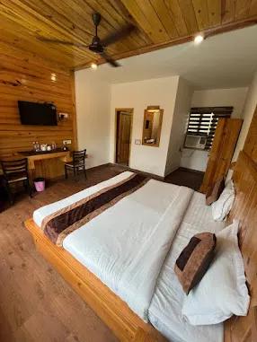 Deluxe Room - View 2