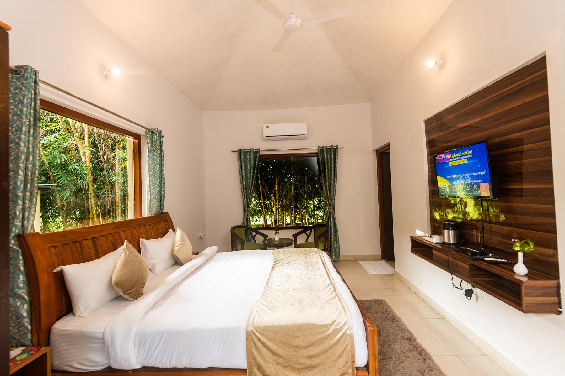 Deluxe Cottage - View 2