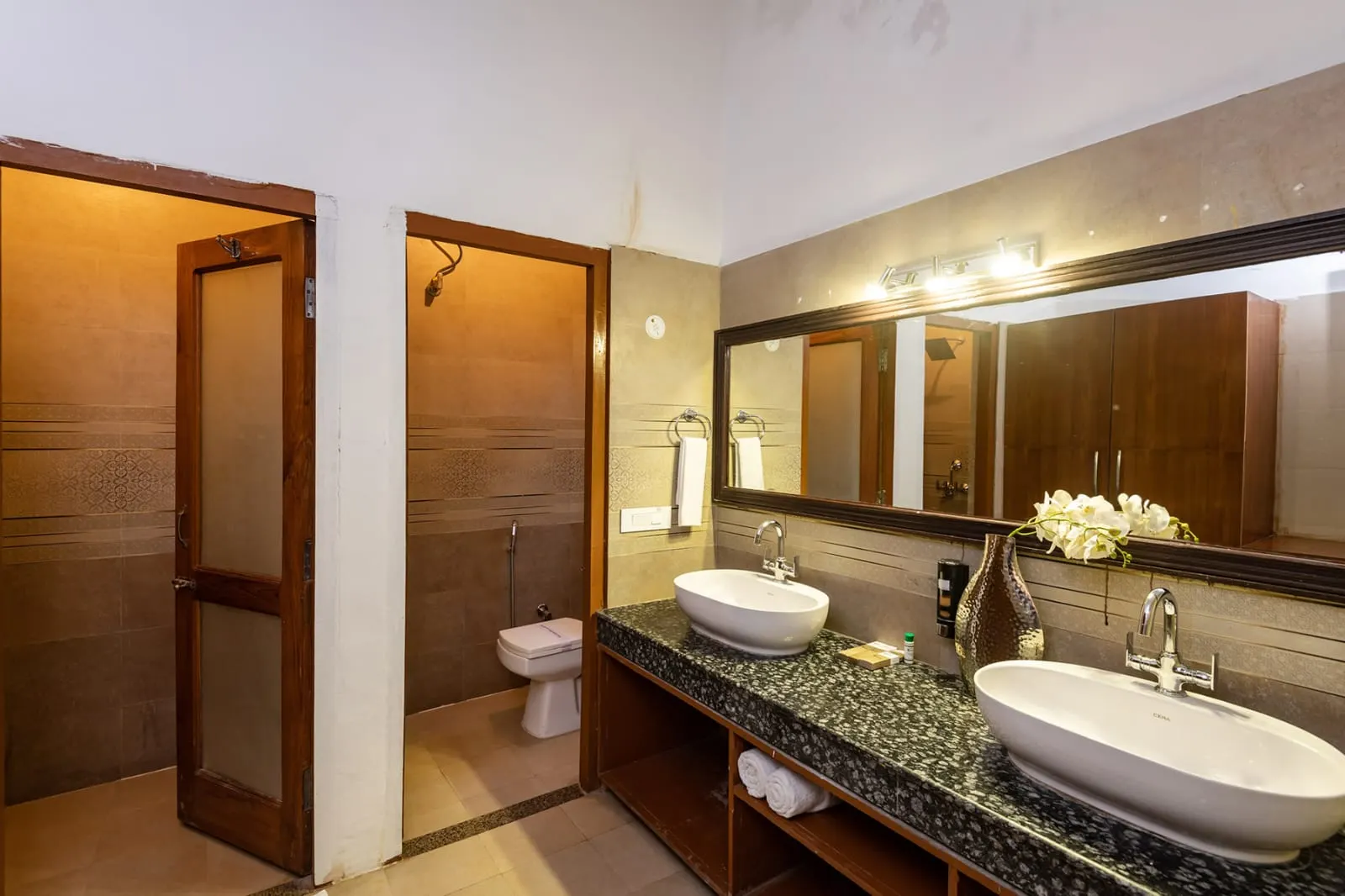 Elegant Room With Plunge Pool - View 1