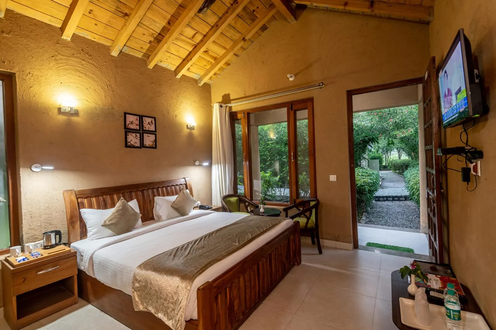 Mud Cottage - View 2