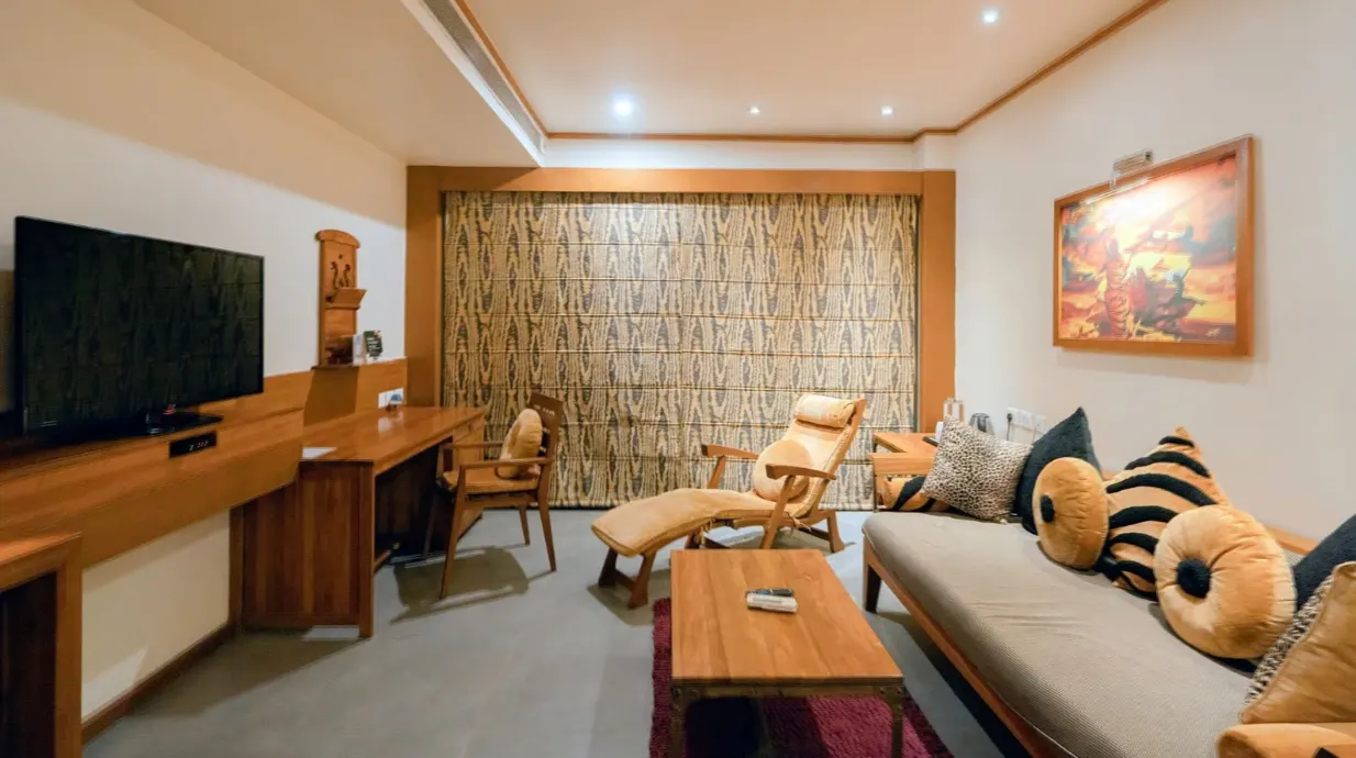 Executive Suite - View 6