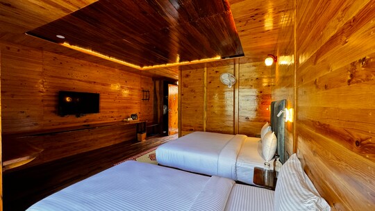 Himalayan Premium Room - View 2