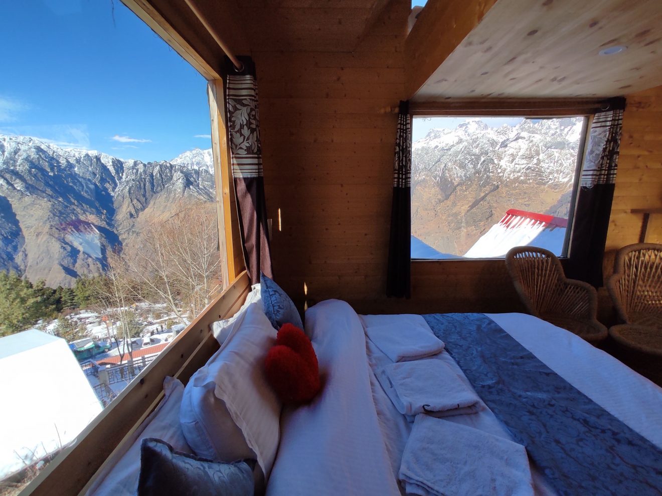 Family Huts (Quad Occupancy) - View 3