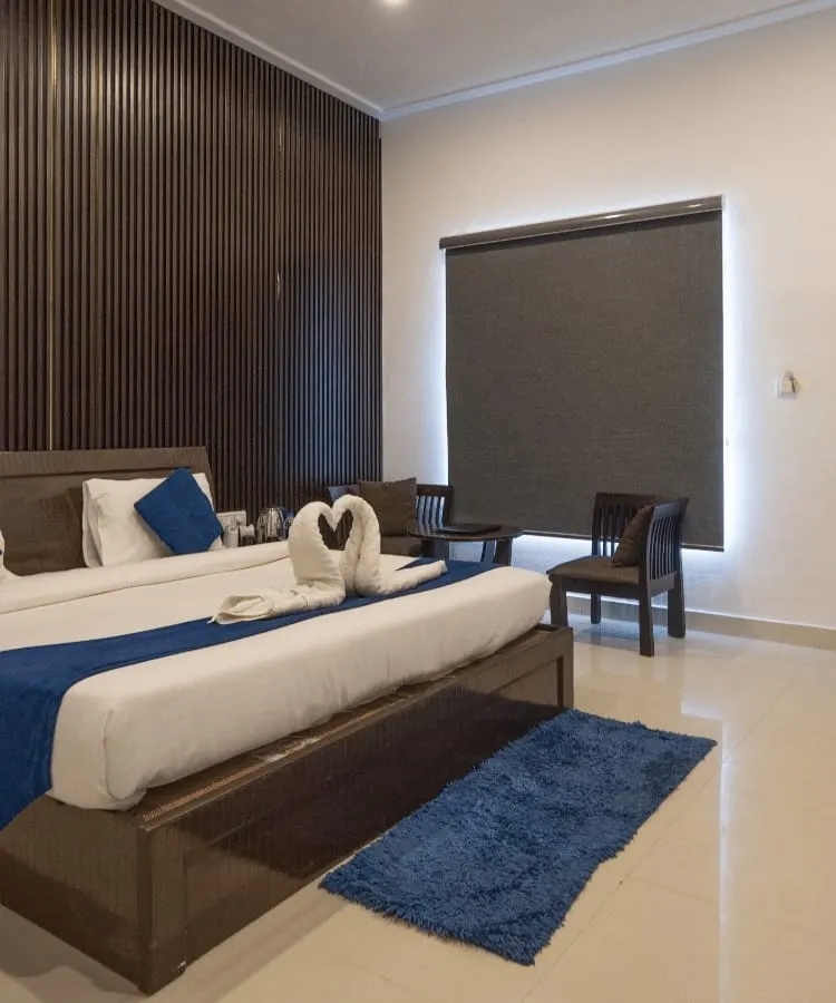Deluxe Room - View 7