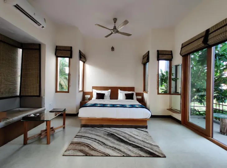 Lagoon Suite - View 1