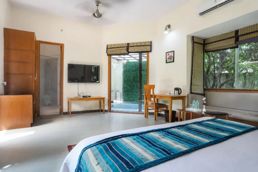 Lagoon Suite - View 2
