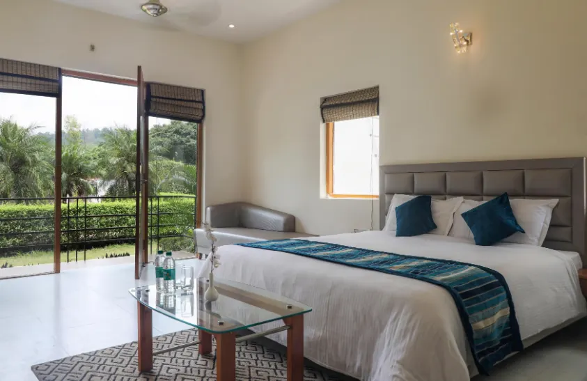 Poolview Suite - View 1