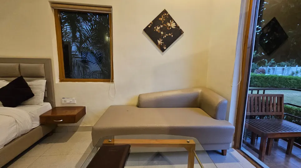 Vapour Suite - View 2