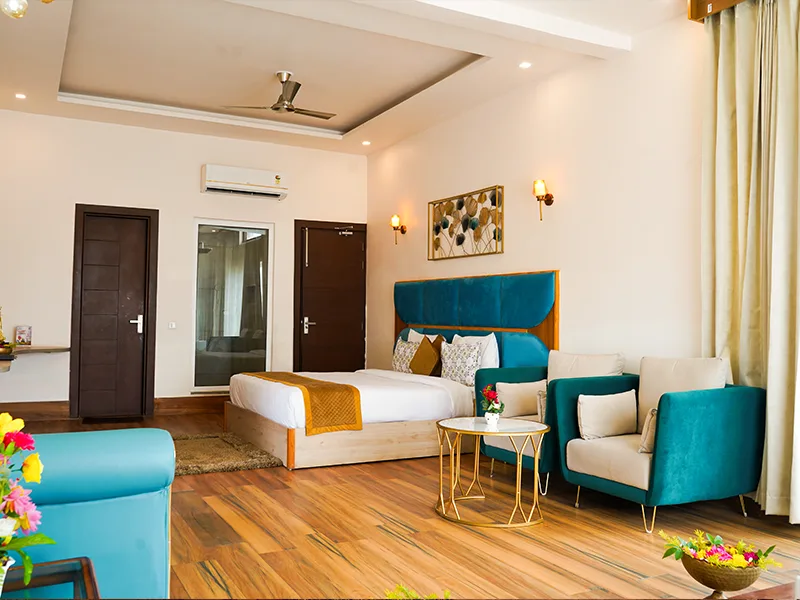 Jacuzzi Room - View 1