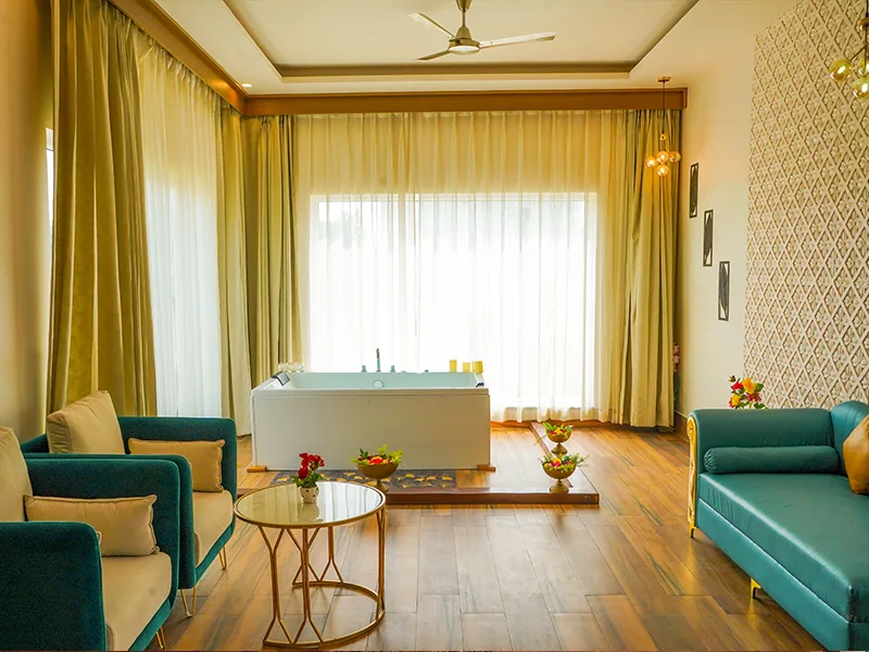 Jacuzzi Room - View 2