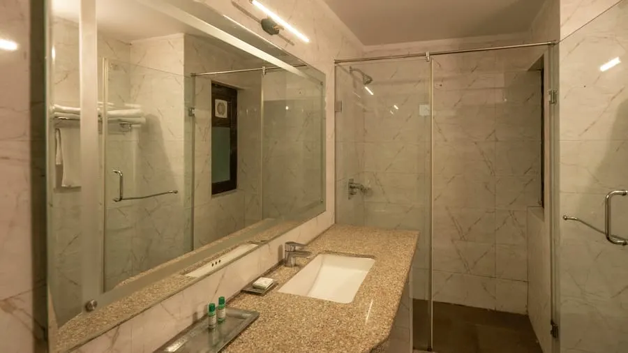 Leopard Duplex - View 6