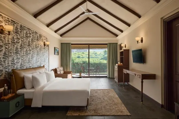 Fern Classic Mountain View - View 2