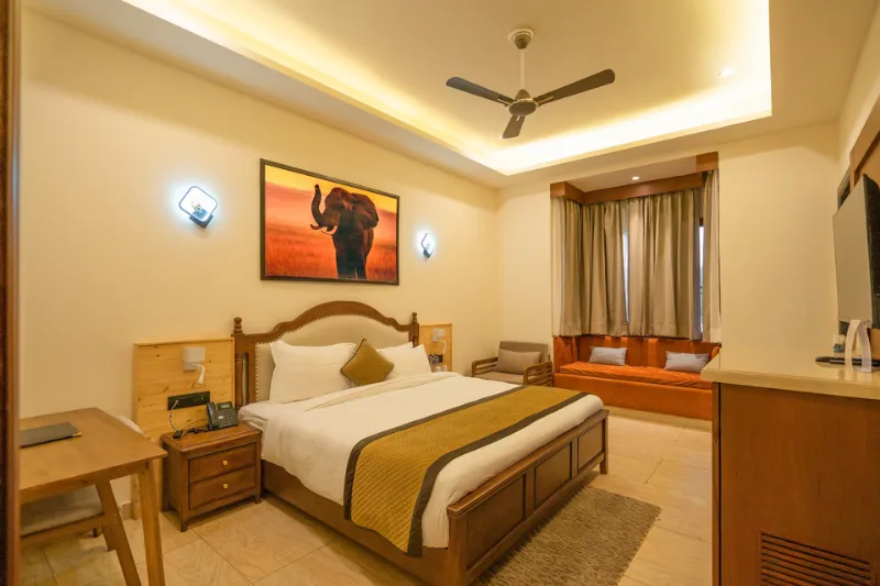 Deluxe Luxury Room - View 1