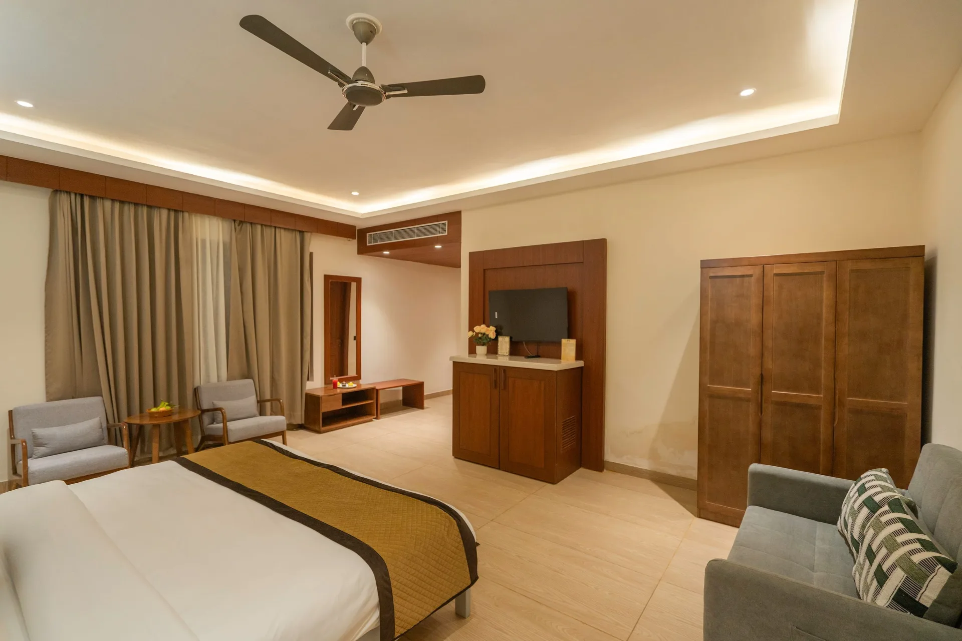 Premium Luxury Room With Jacuzzi - View 2