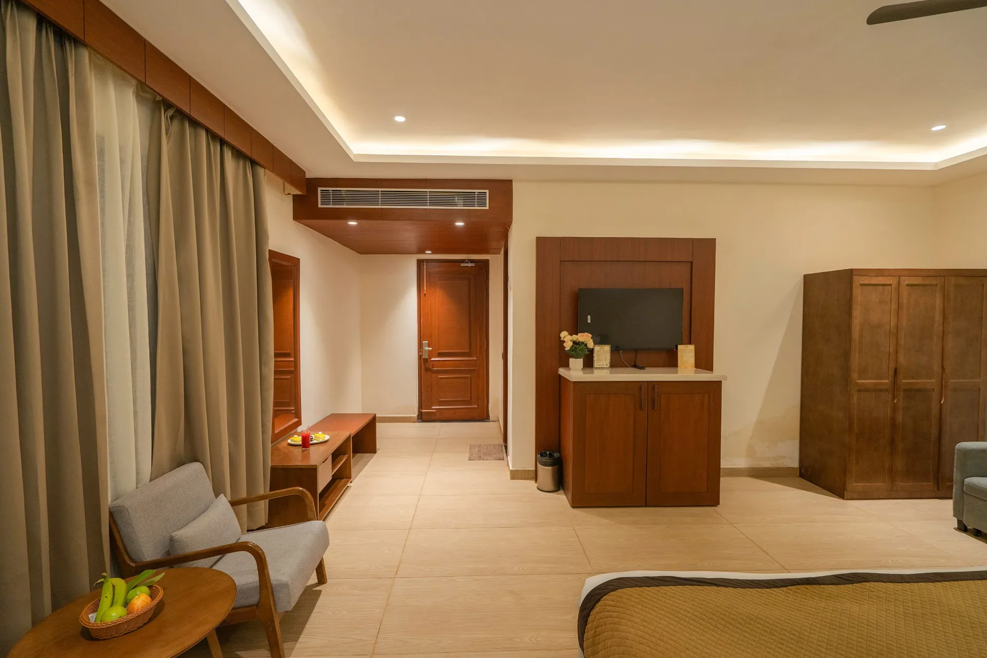 Premium Luxury Room With Jacuzzi - View 4