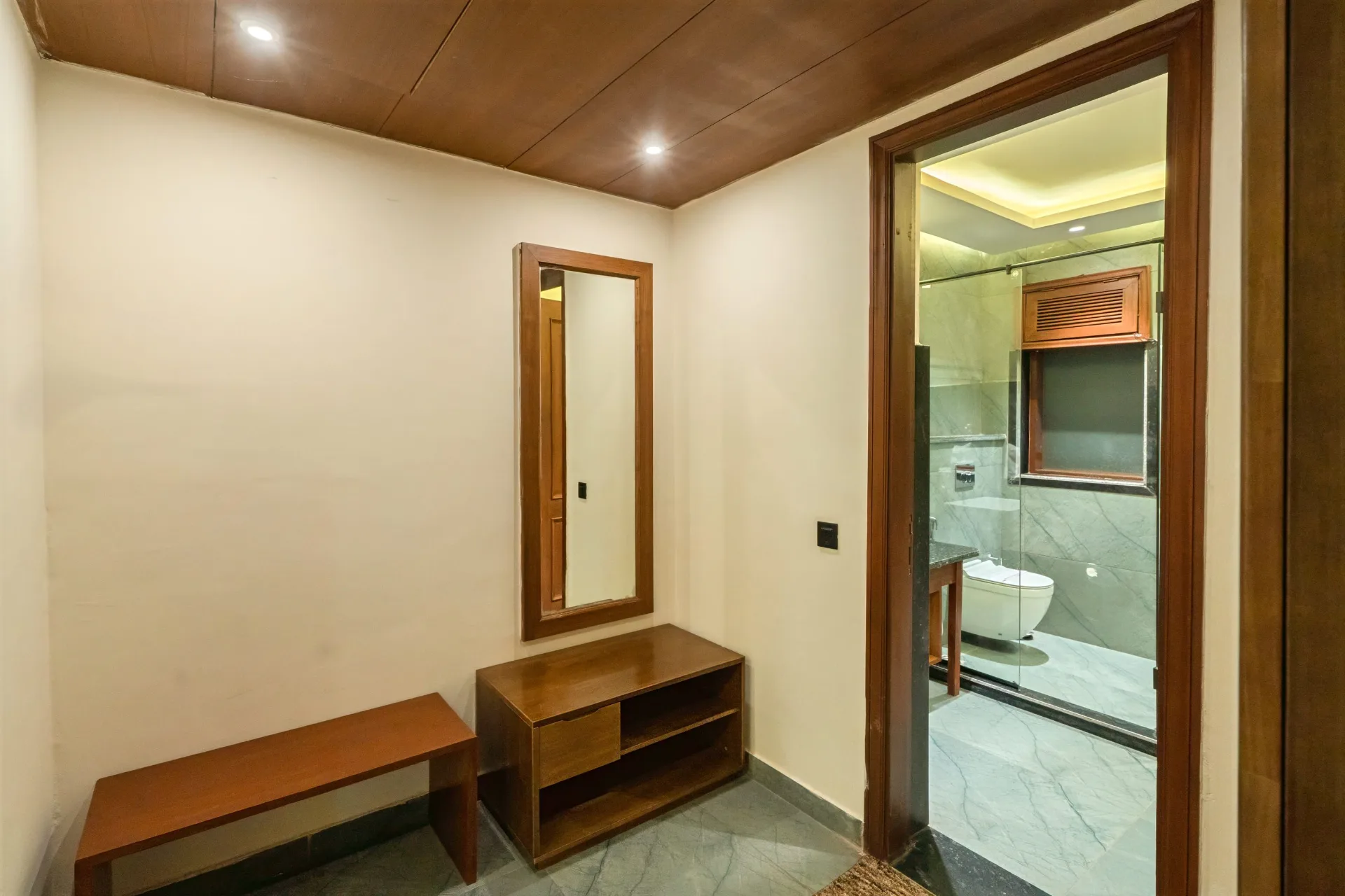Premium Luxury Room - View 5