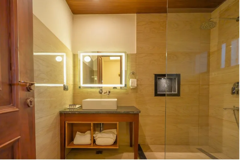 Premium Luxury Room - View 6