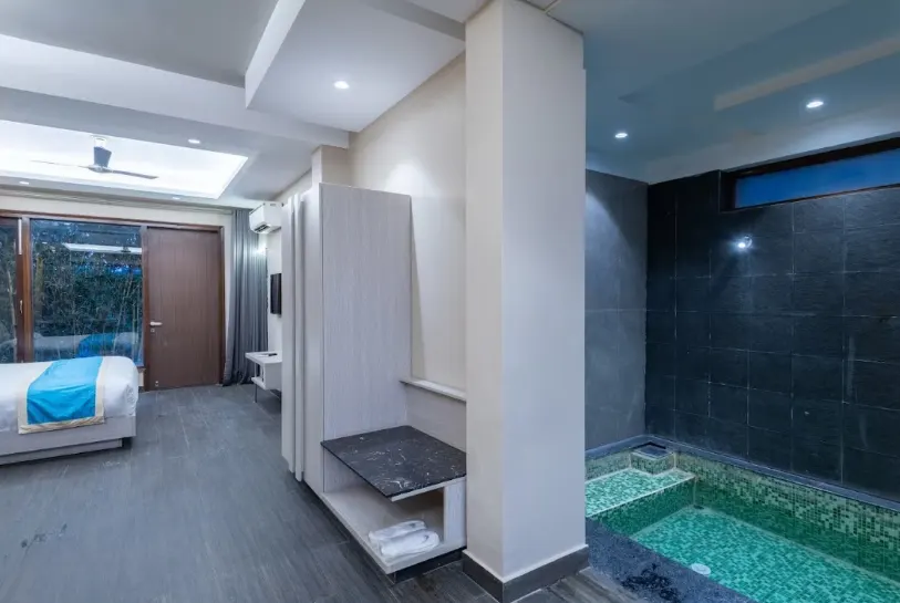 Vines King Suite With Private Pool - View 2