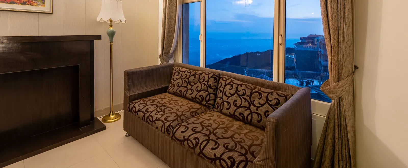 Pearl Suite - View 2