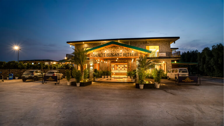 Corbett Elegant Retreat - Gallery Photo 3