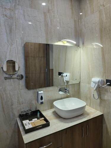 Junior Suite - View 4