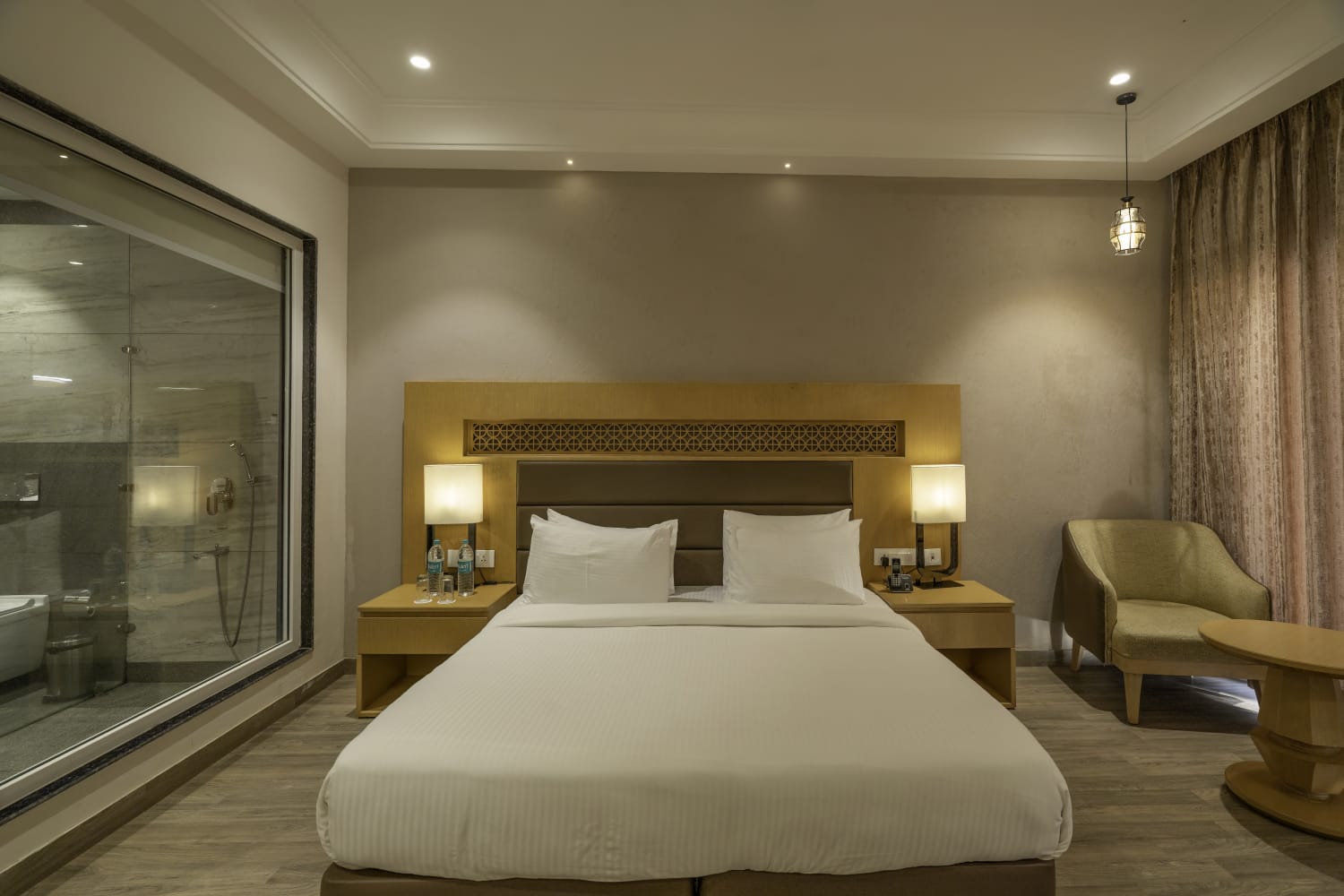Deluxe Room - View 3