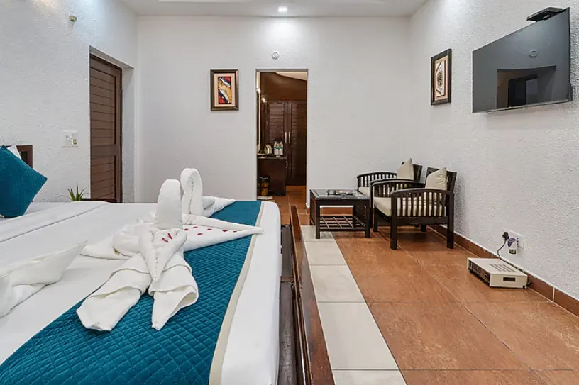 Pool Cottage - View 1