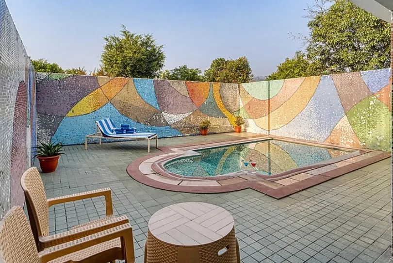 Pool Cottage - View 3