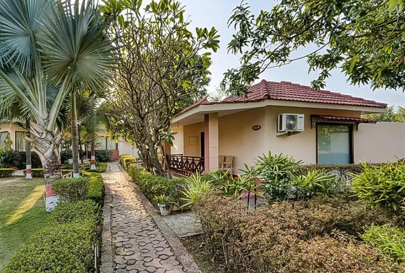 Pool Cottage - View 5