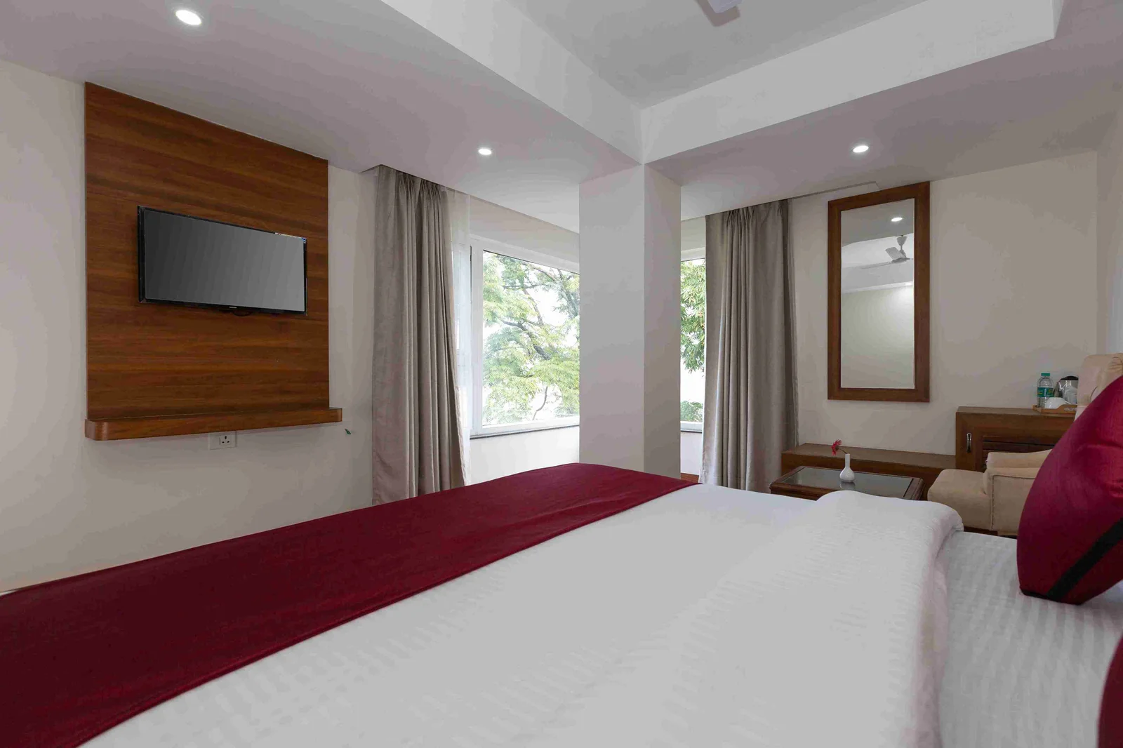 Luxury Room with Valley View - View 2