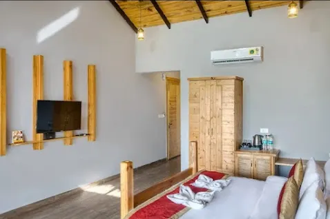 Tusker Cottage - View 4
