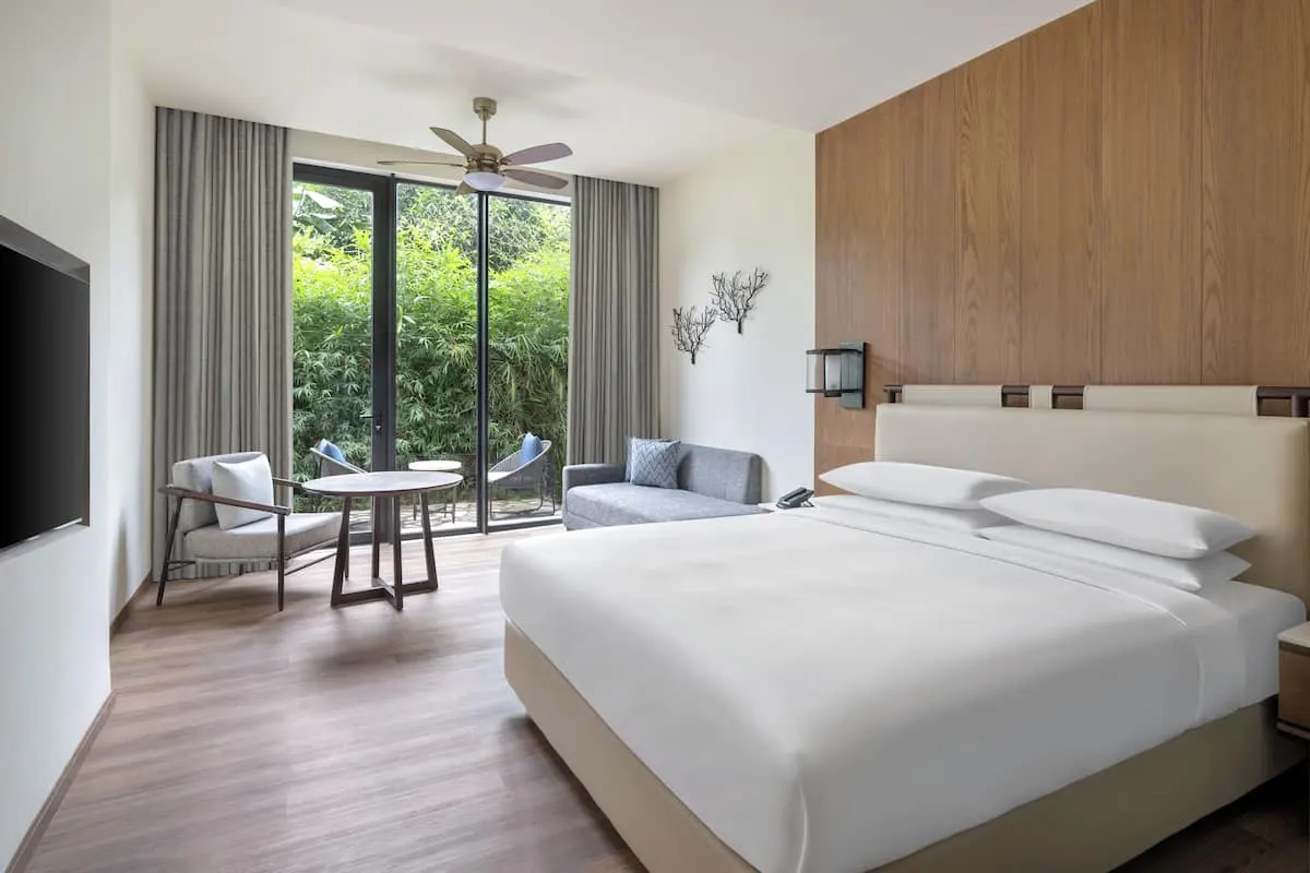 Premier Room Resort View with Balcony - View 1