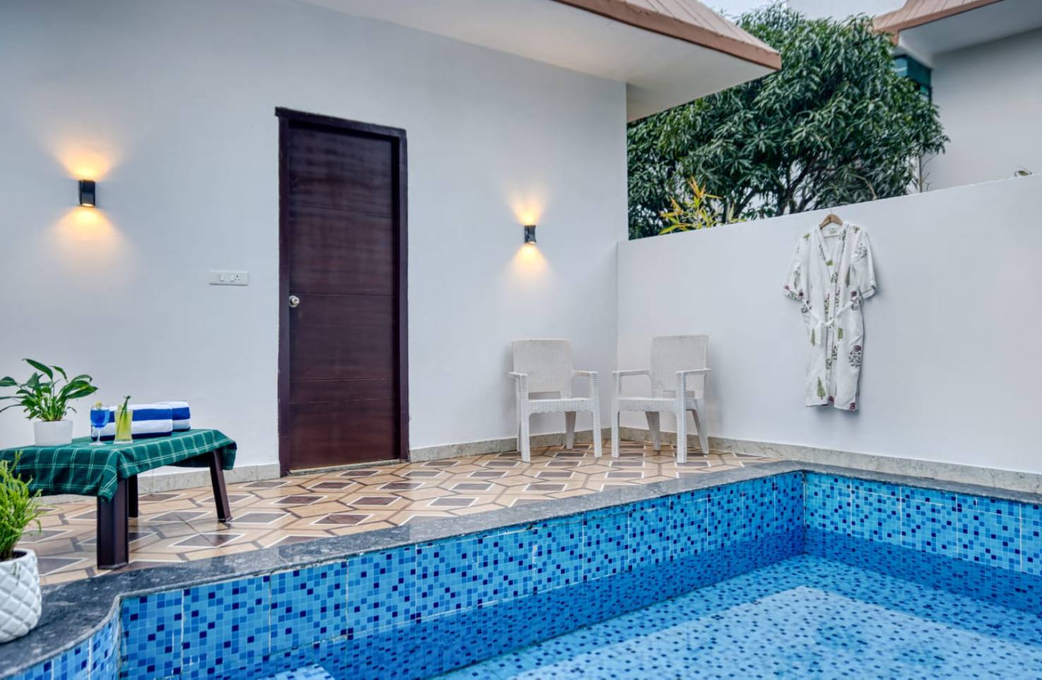 Forest Plunge Haven - Private Pool Suite - View 5
