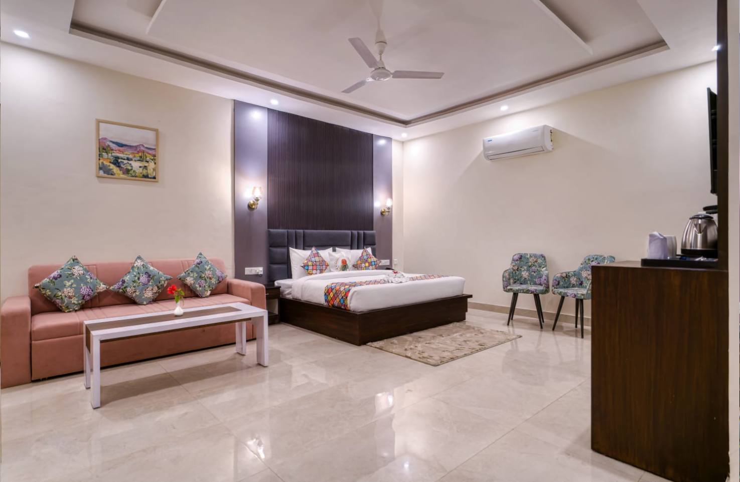 Super Deluxe Room - View 4